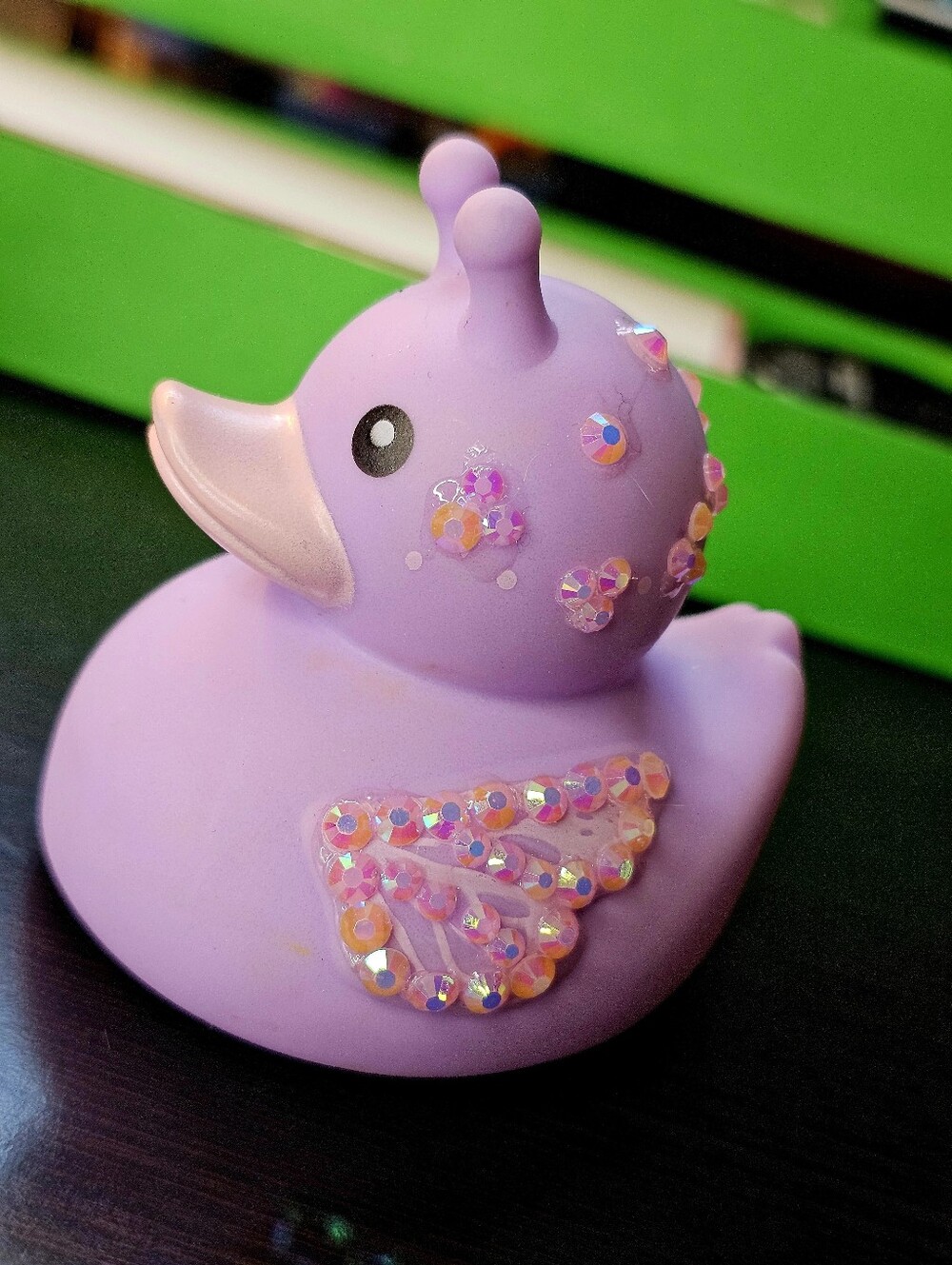 Beautiful Butterfly BLINGED/BEDAZZELED Purple Duck